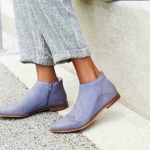 Free People Aquarian Ankle Booties Pale Purple lavender Leather womens Size 38/8